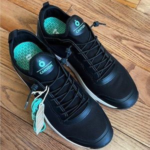 Tropicfeel Canyon Core Black